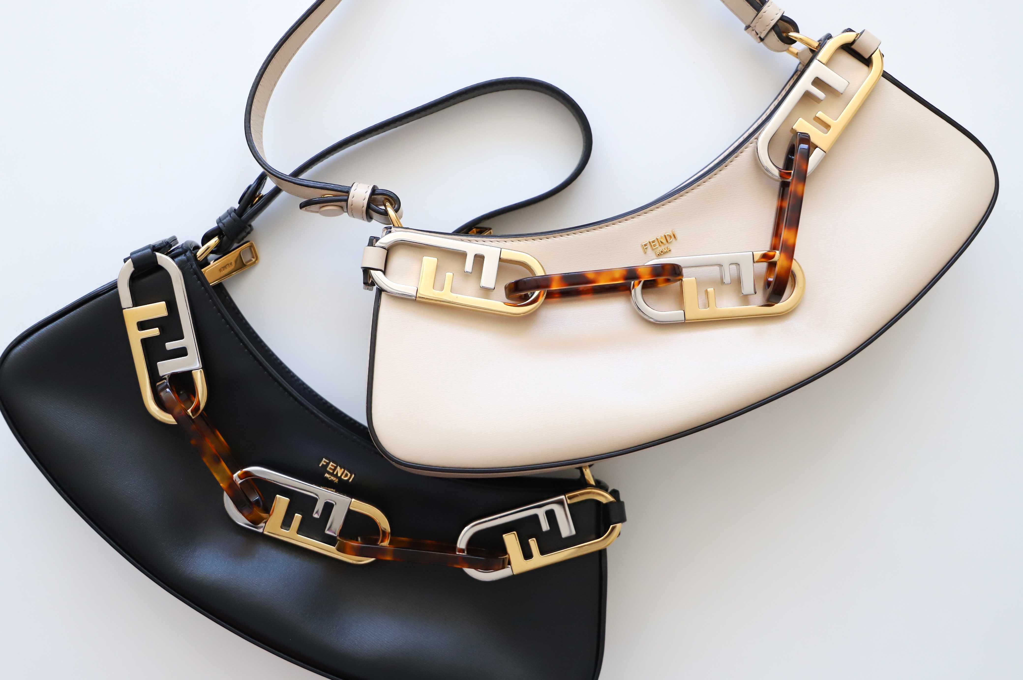 【レビュー】FENDI「オーロック スウィング ホーボー」は本当に使える？サイズ感・収納力を徹底解説