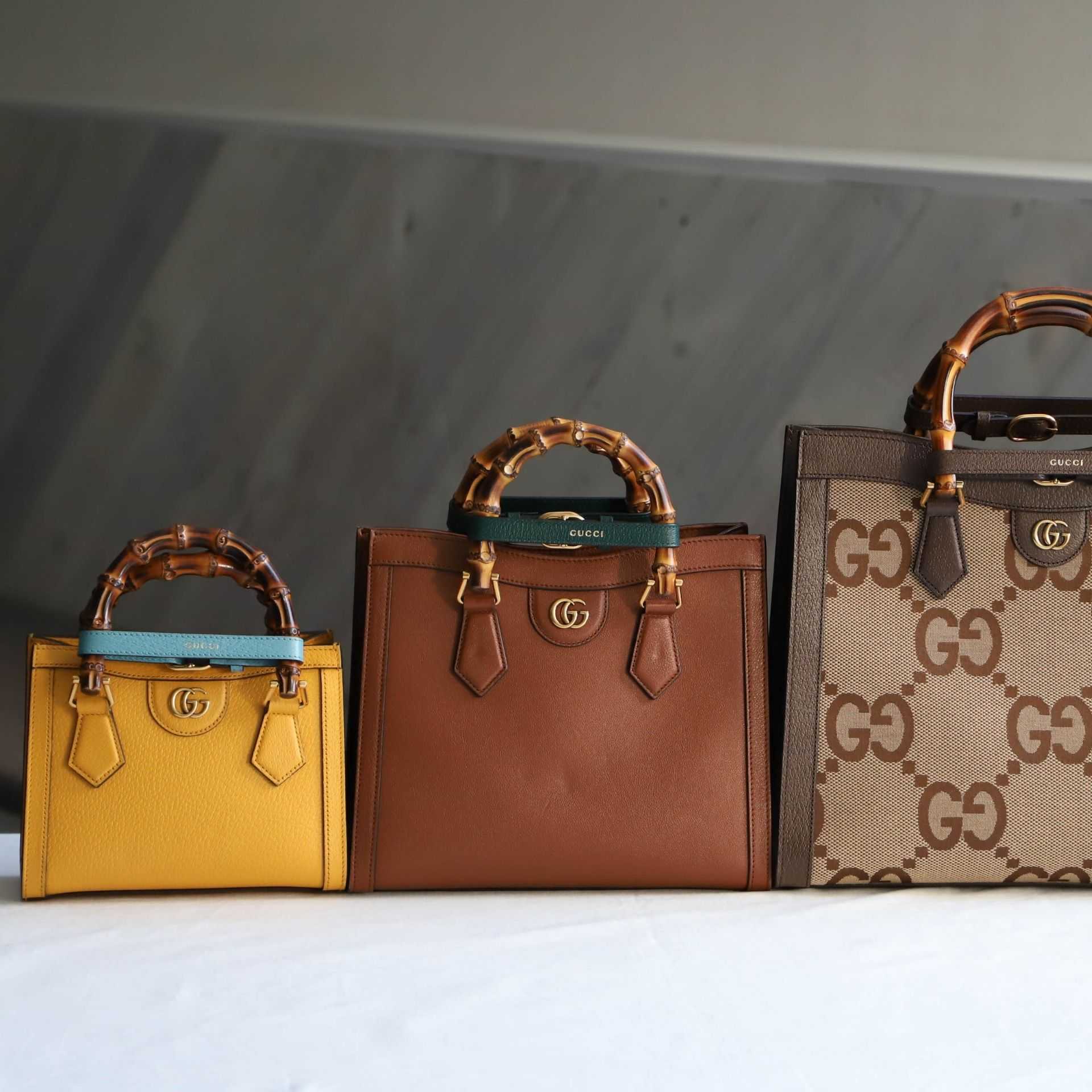 【GUCCI ダイアナ完全解説】秋におすすめのバッグ3サイズ＆おしゃれコーデ