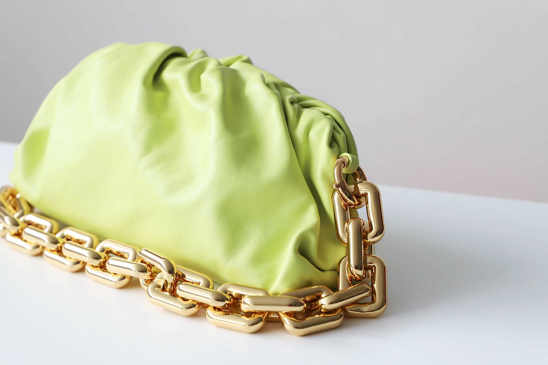 【最新版】BOTTEGA VENETA（ボッテガ・ヴェネタ）人気バッグ10選！