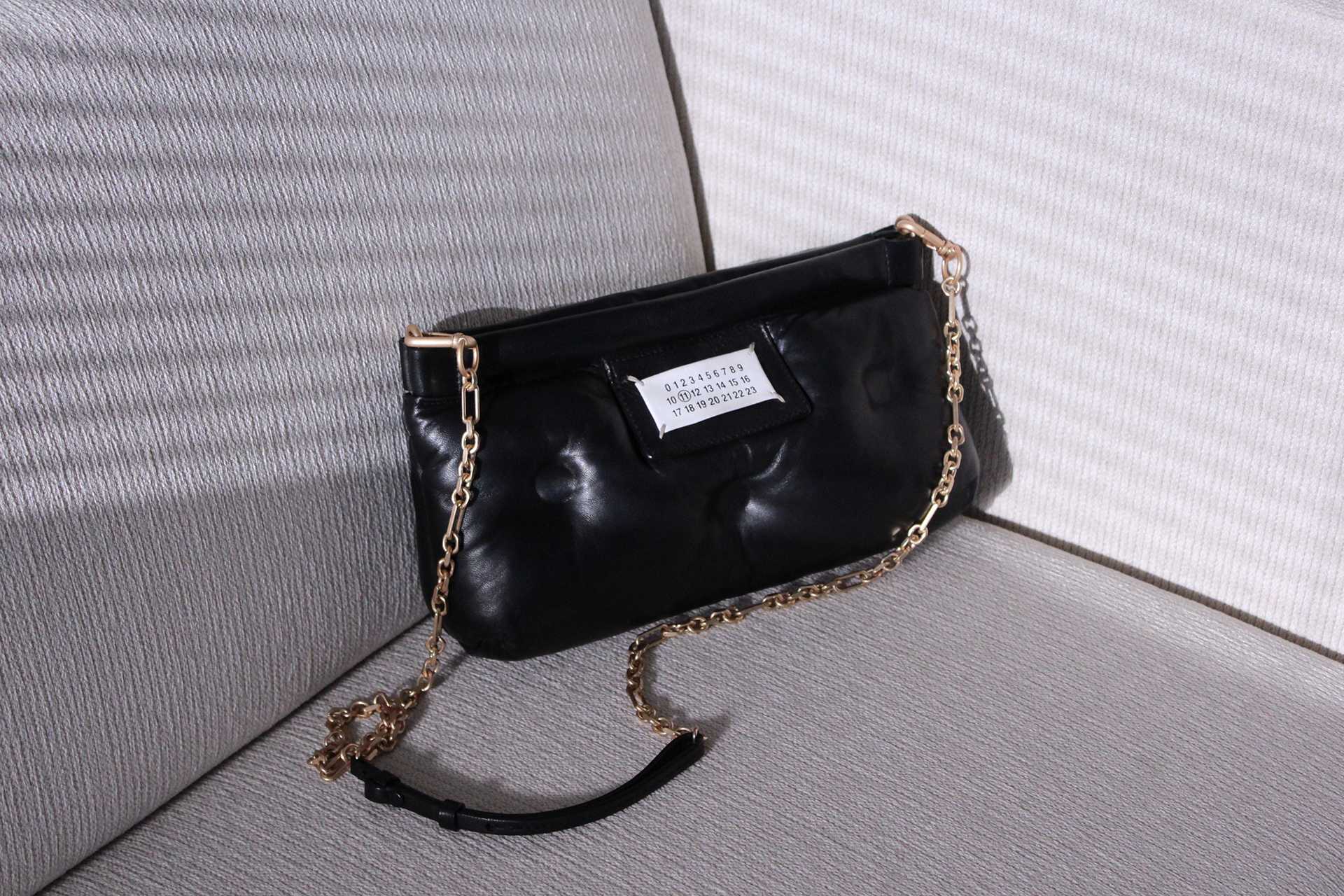 ファッショニスタを虜にするMAISON MARGIELA