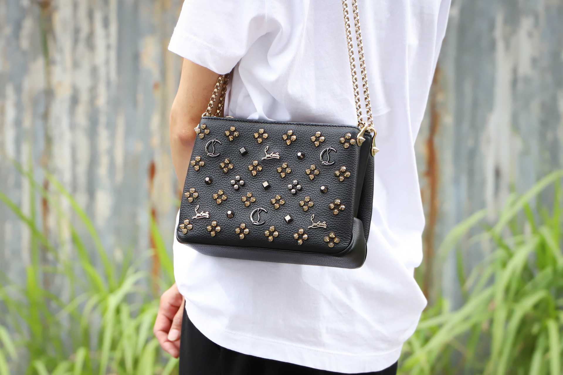 クリスチャン・ルブタン人気バッグ10選！レッドの魅惑