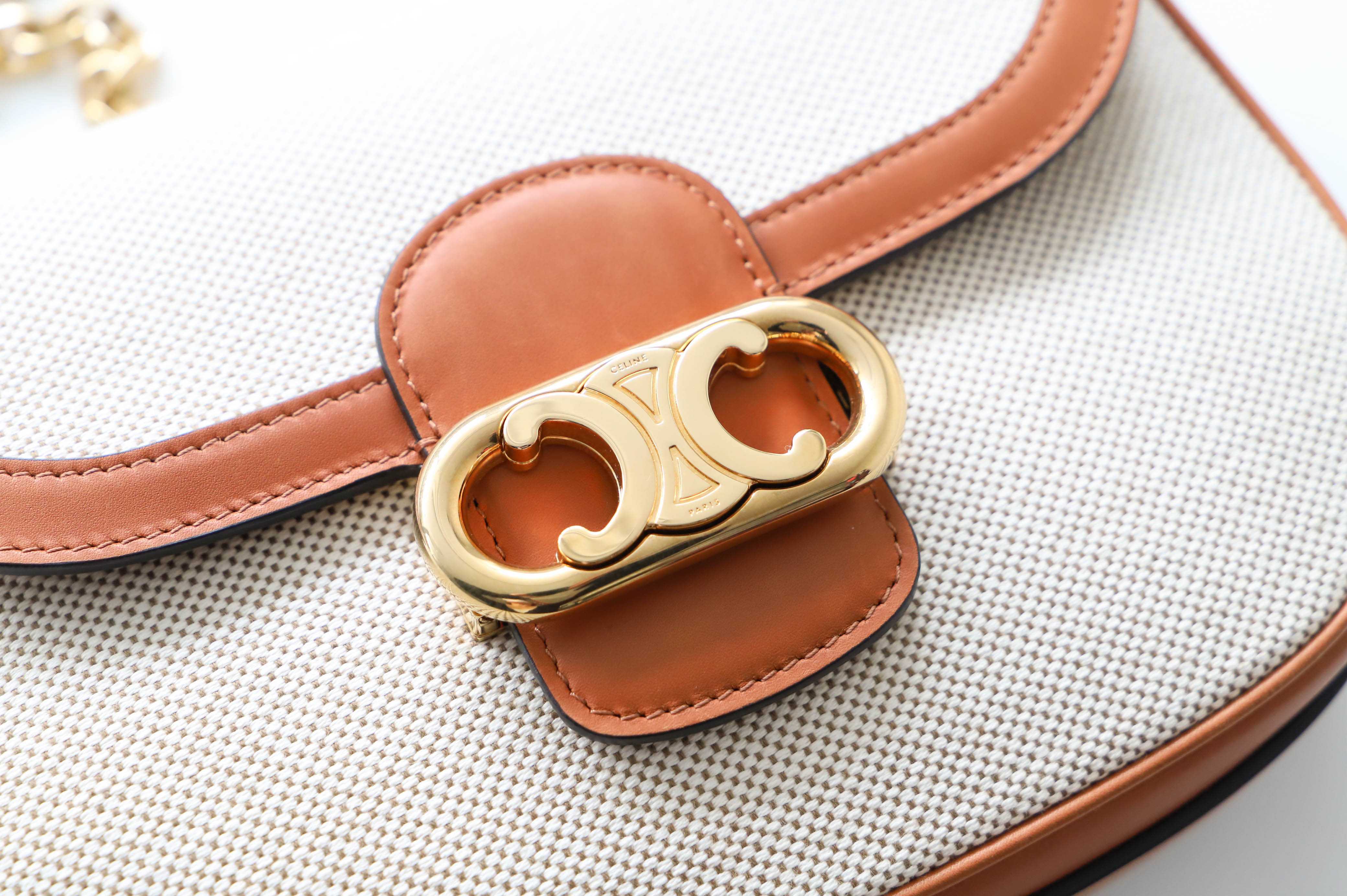 【2025年版】セリーヌ好き必見。夏に映える「キャンバスバッグ」人気ランキングTOP6